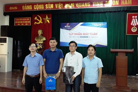 TẬP HUẤN SỬ DỤNG MÁY TÍNH CASIO FX – 580VNX CHO GIÁO VIÊN VẬT LÝ THPT TỈNH HƯNG YÊN