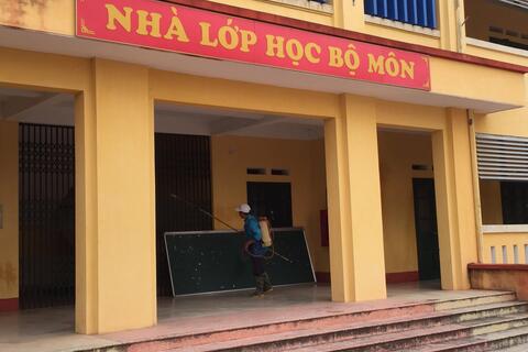 Một số hình ảnh phòng dịch nCoVit 19 tại trường THPT Trần Hưng Đạo