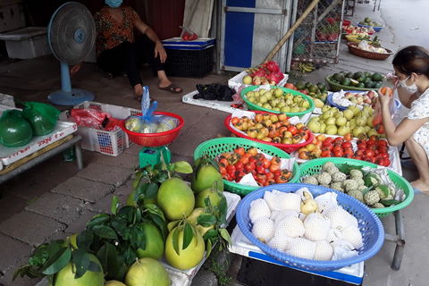 Chợ quê nhộn nhịp ngày Rằm tháng Bảy