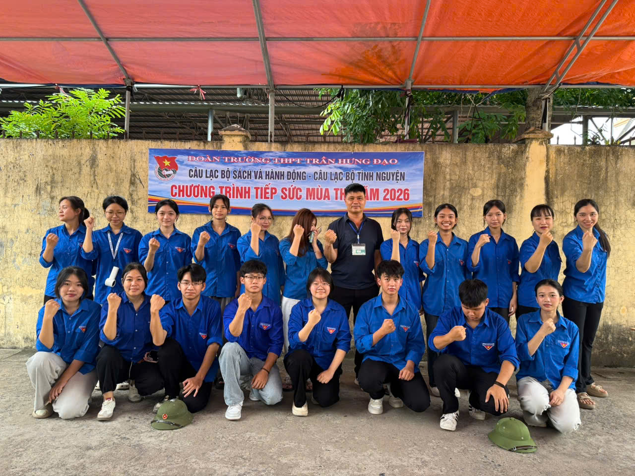 SỨC TRẺ TRẦN HƯNG ĐẠO RỰC SÁNG TRONG CHIẾN DỊCH “TIẾP SỨC MÙA THI” KỲ THI TỐT NGHIỆP THPT 2025 - 2026