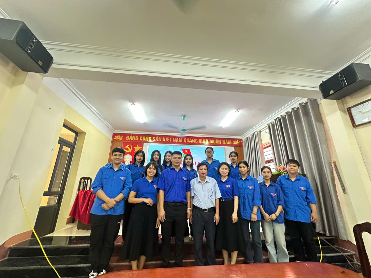 <a href='https://thpttranhungdao.hungyen.edu.vn/tin-tuc/dai-hoi-dai-bieu-doan-truong-thpt-tran-hung-dao-nhiem-ky-2025-2026-khat-vong-sang-tao-cong-hien.html'>ĐẠI HỘI ĐẠI BIỂU ĐOÀN TRƯỜNG THPT TRẦN HƯNG ĐẠO NHIỆM KỲ 2025-2026: KHÁT VỌNG - SÁNG TẠO - CỐNG HIẾN</a>